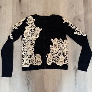 Alice and olivia black sweater with ivory lace appliqué, size small